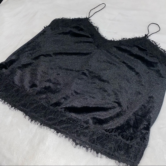 VELVET LACE TOP - Picture 3 of 6